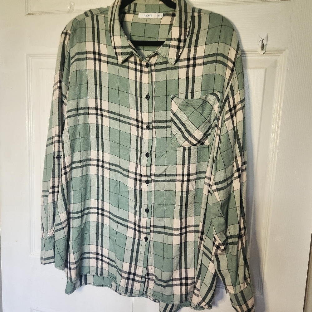 Rickis Womens Plus Size Super Soft Long Sleeve Button Down Size XXL/2x - Picture 6 of 14